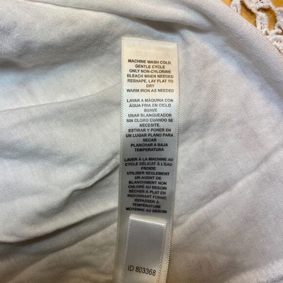 Chico’s White Top Lace Detailing Sheer Overlay Floral Embroidery Size 2 - Picture 6 of 7